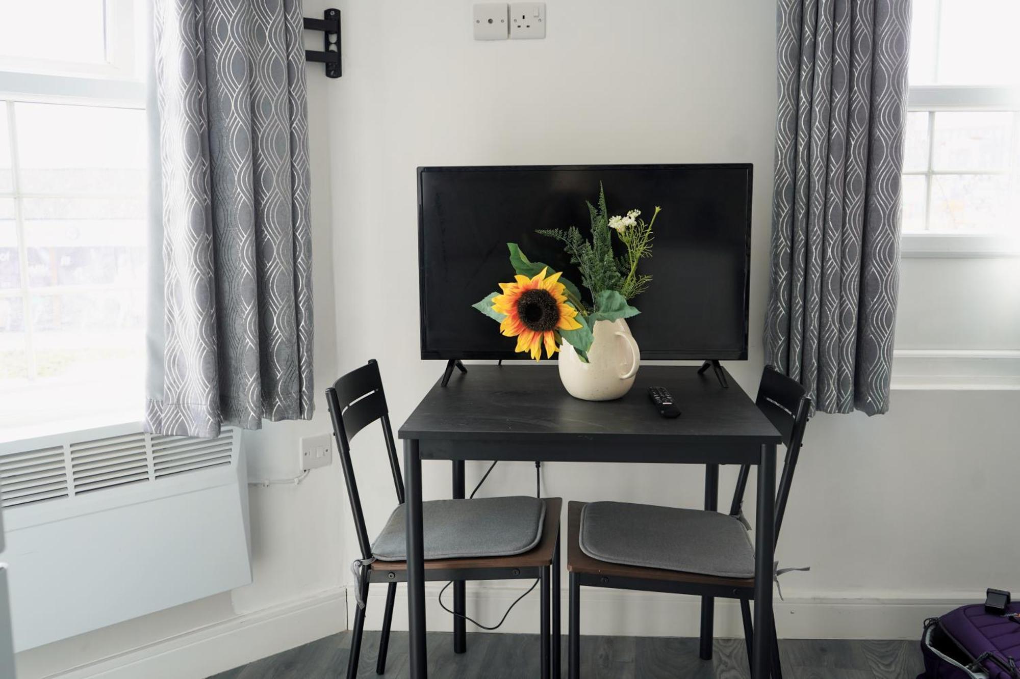 Bright And Spacious Studio In Central 伯明翰 外观 照片
